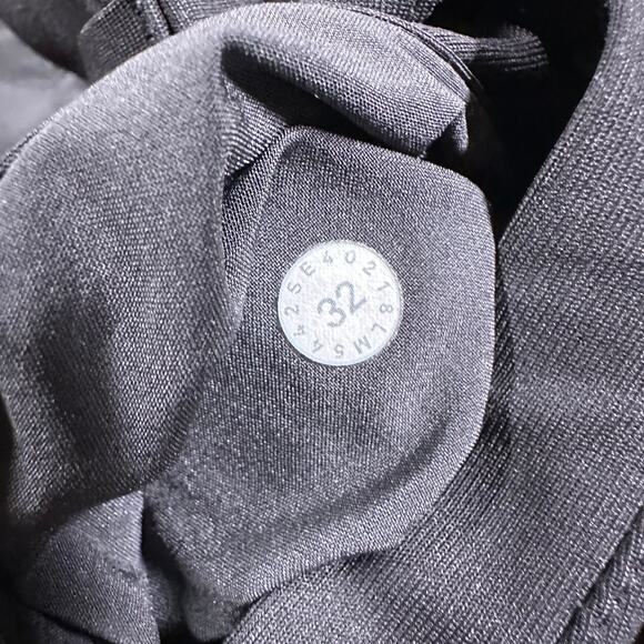 Lululemon Commission Pant Relaxed Black Men's Size 32 x 31 Excellent Condition - Picture 7 of 10